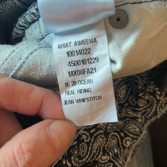 Ariat Real Denim jeans, 27Long - Picture 5 of 5